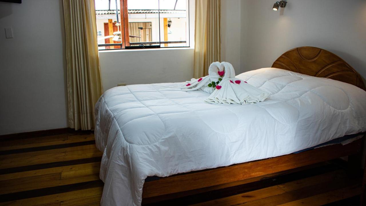 Hotel Los Laureles Calca Εξωτερικό φωτογραφία
