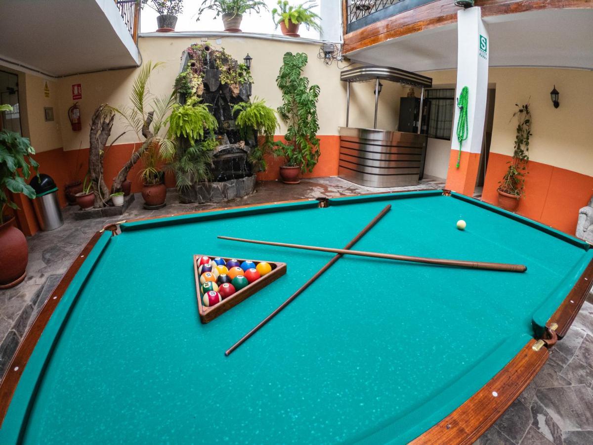 Hotel Los Laureles Calca Εξωτερικό φωτογραφία