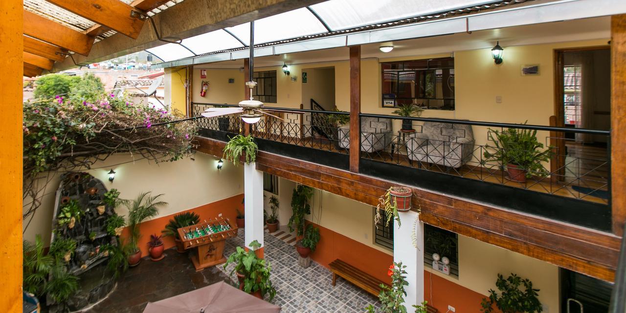 Hotel Los Laureles Calca Εξωτερικό φωτογραφία